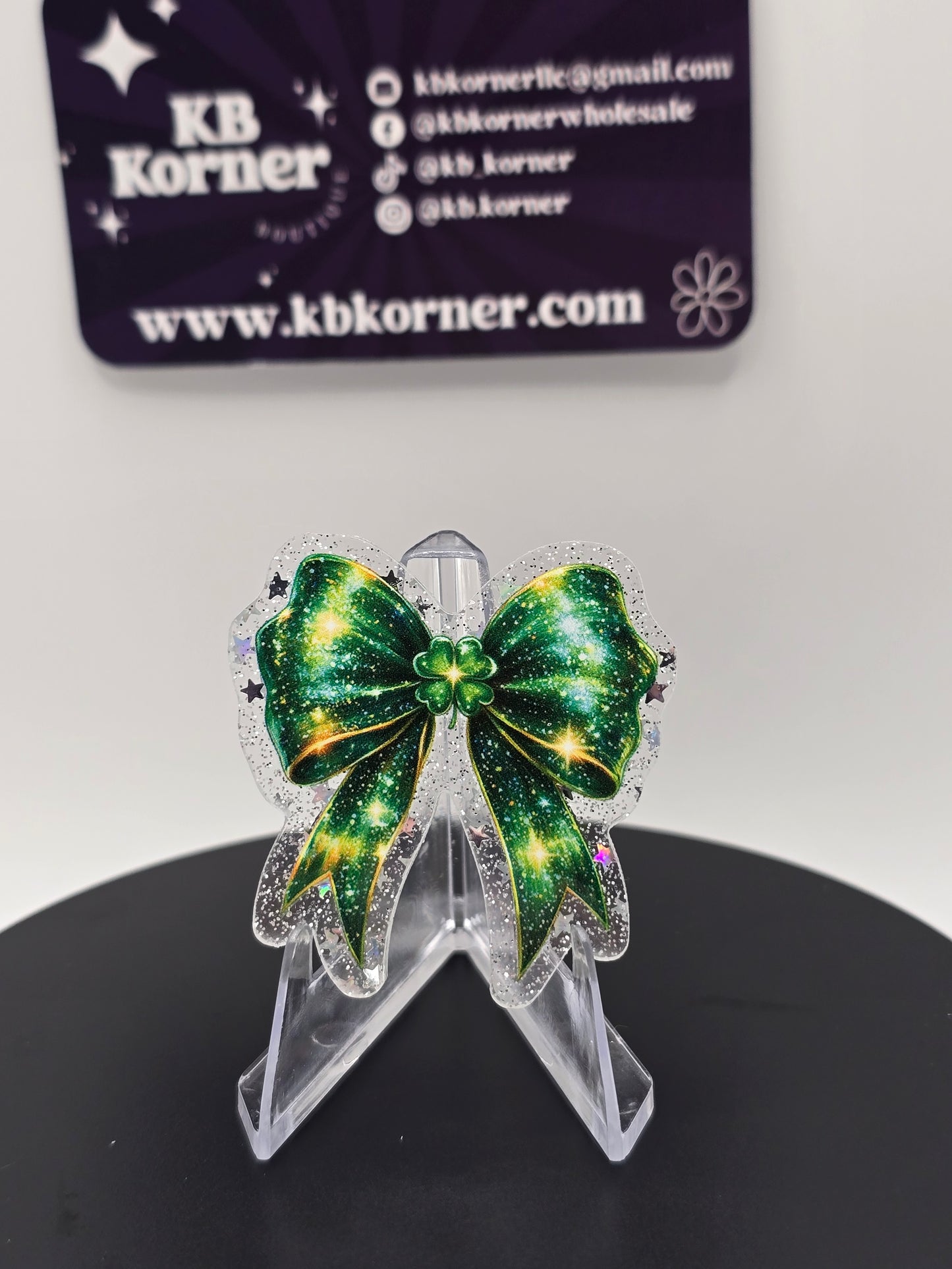 🍀 Acrylic Glitter Flatbacks- St. Patrick's Bow 🍀