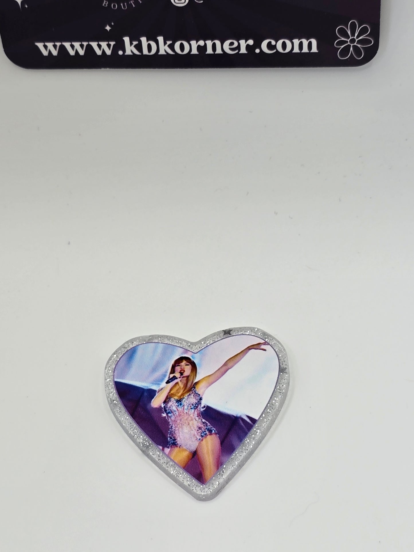 Acrylic Glitter Flatbacks- TS Era Heart