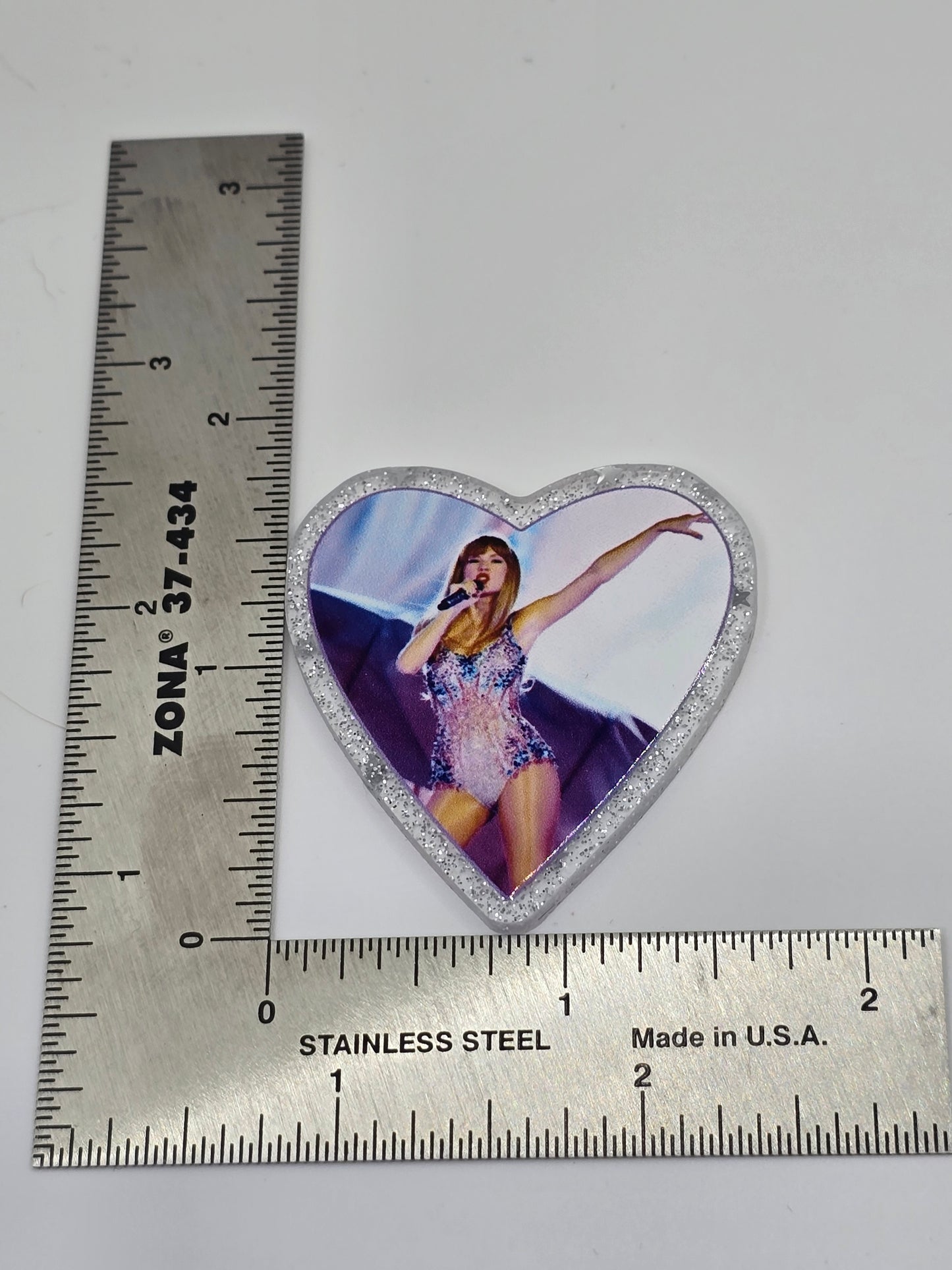 Acrylic Glitter Flatbacks- TS Era Heart