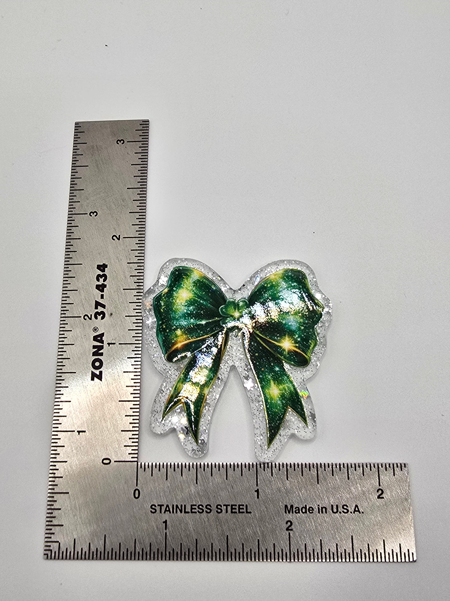 🍀 Acrylic Glitter Flatbacks- St. Patrick's Bow 🍀