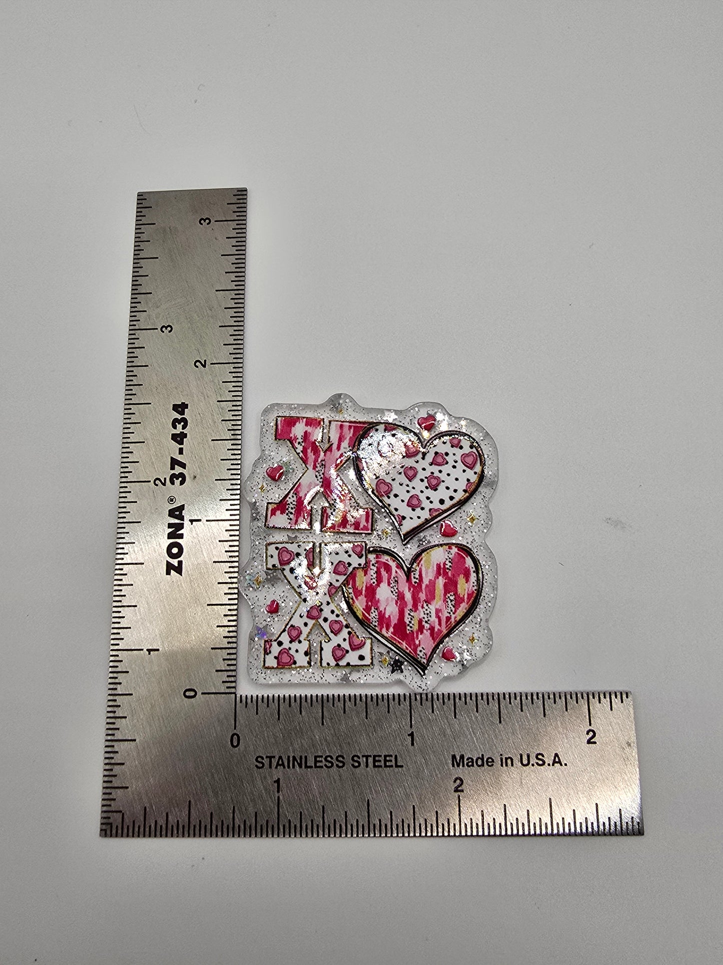 Acrylic Glitter Flatbacks- Valentine’s XOXO Brushstrokes