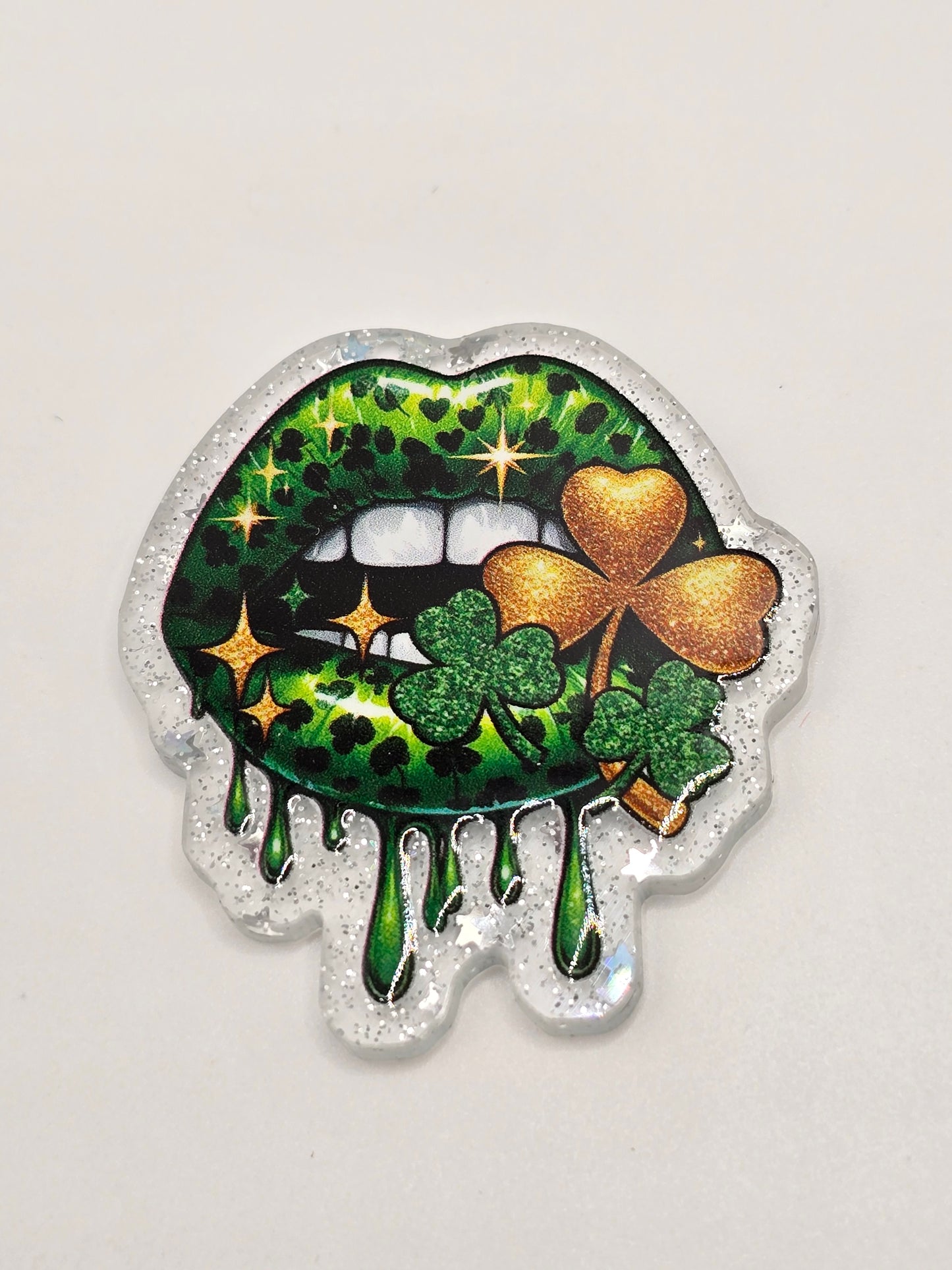 🍀 Acrylic Glitter Flatbacks- St. Patrick's Day Lip Drip 🍀